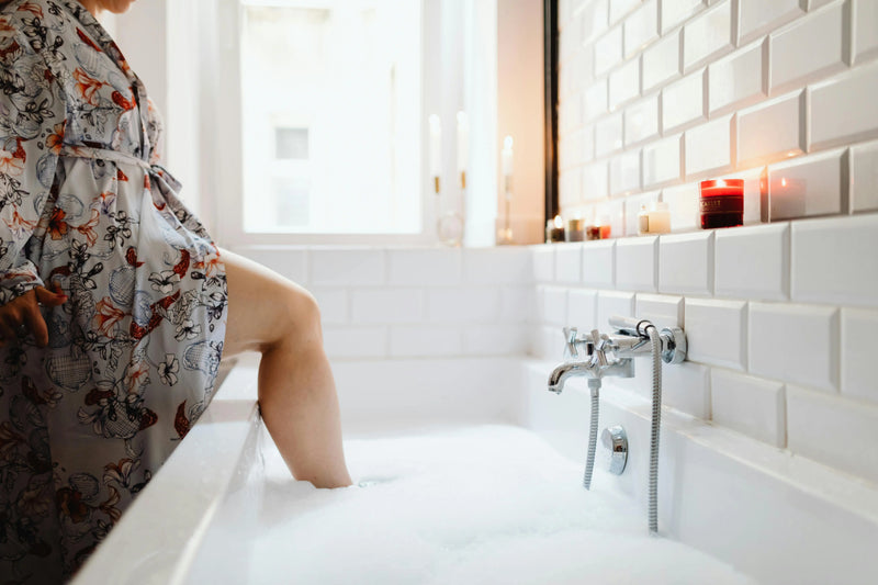 Masturbating with Water: Is It Safe? A Midlife Pleasure Guide